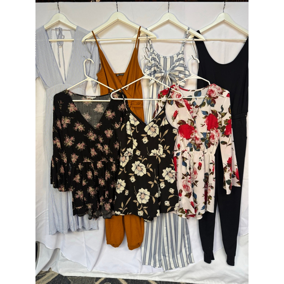 Women's Jumpsuit / Romper Bundle Size Small - Picture 7 of 7